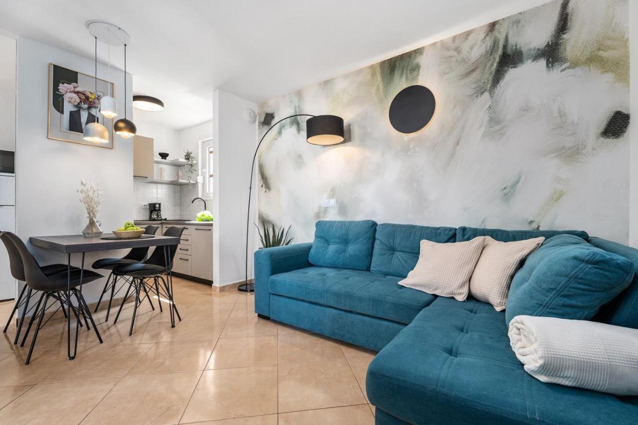 Villa Lux Promajna Dış mekan fotoğraf