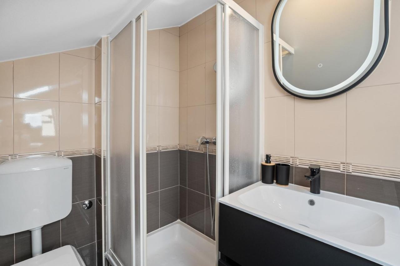 Villa Lux Promajna Dış mekan fotoğraf