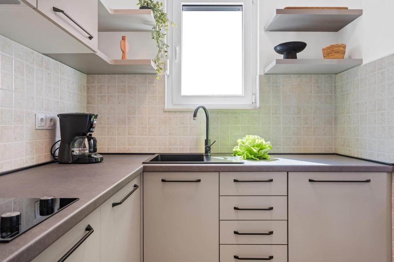 Villa Lux Promajna Dış mekan fotoğraf
