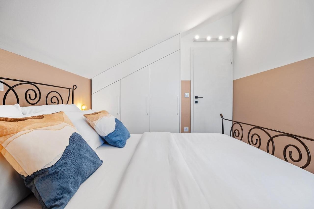 Villa Lux Promajna Dış mekan fotoğraf