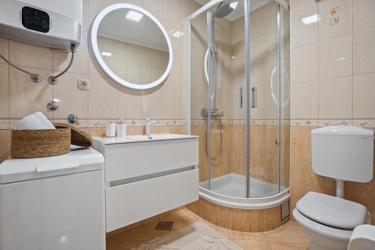 Villa Lux Promajna Dış mekan fotoğraf